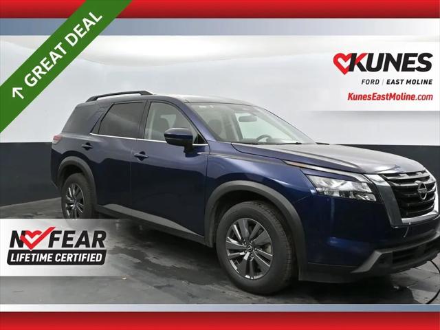 2025 Nissan Pathfinder SV 4WD for sale in East Moline, IL