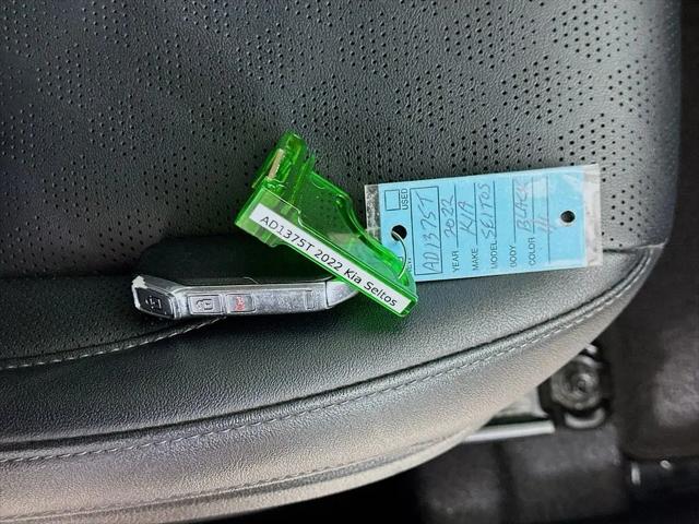 2022 Kia Seltos EX