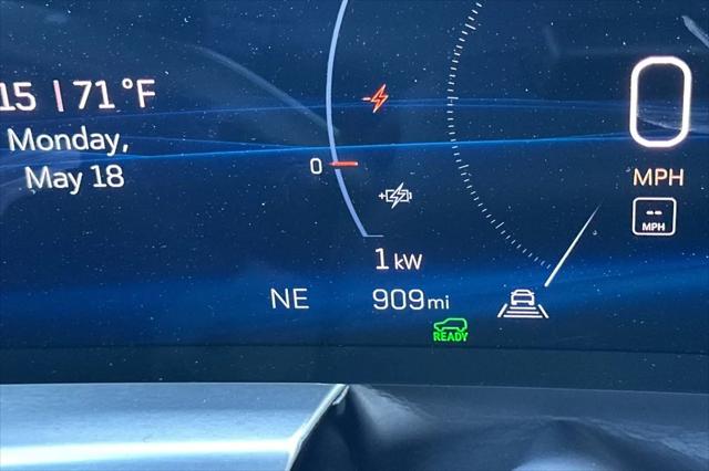 2026 Cadillac iQ Luxury AWD