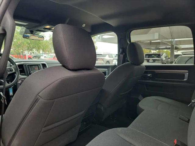 2024 Ram 1500 Classic Warlock Crew Cab 4x2 5'7" Box