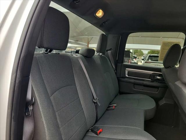2024 Ram 1500 Classic Warlock Crew Cab 4x2 5'7" Box