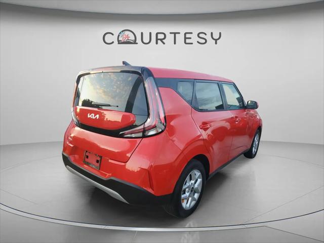 2024 Kia Soul LX
