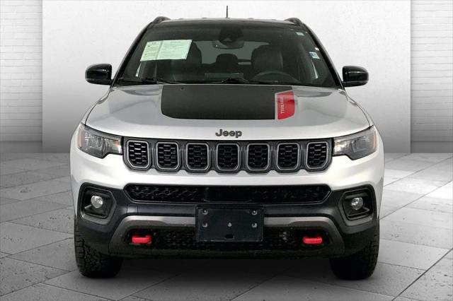 2025 Jeep Compass Trailhawk 4x4