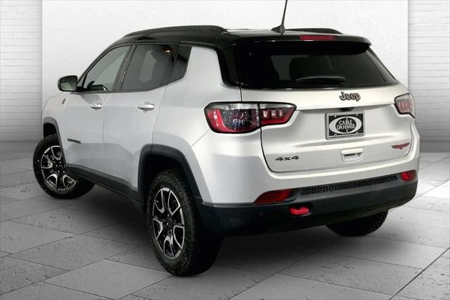 2025 Jeep Compass Trailhawk 4x4