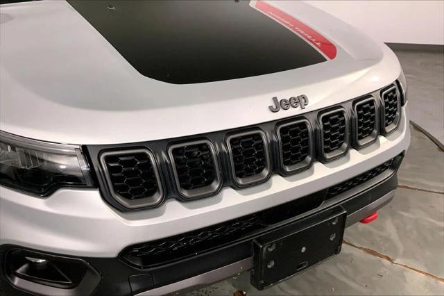 2025 Jeep Compass Trailhawk 4x4