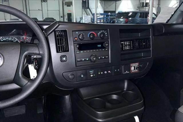 2026 Chevrolet Express Passenger 3500 Extended Wheelbase, LT, RWD