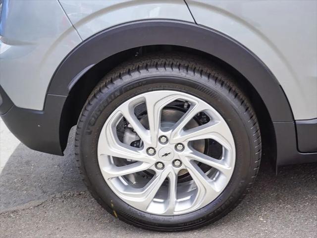 2027 Chevrolet Bolt LT FWD