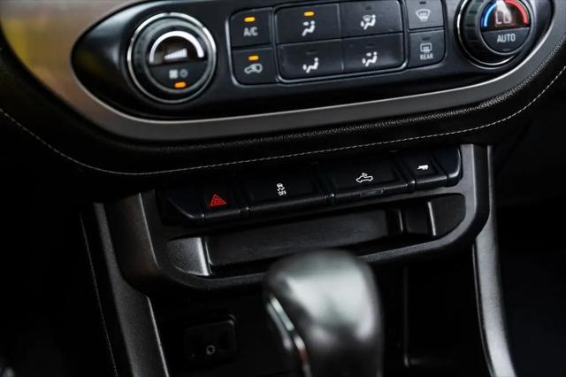 2022 GMC Canyon 2WD Crew Cab Short Box Elevation