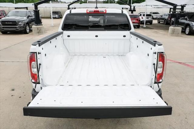 2022 GMC Canyon 2WD Crew Cab Short Box Elevation