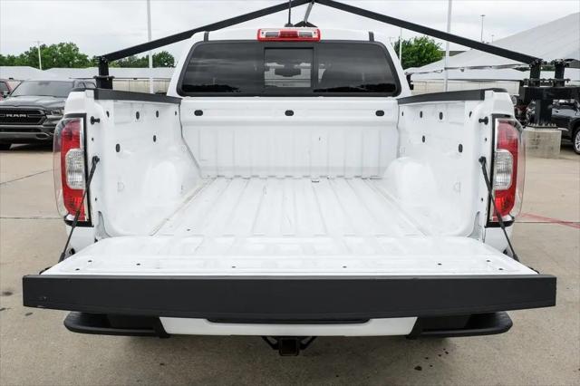 2022 GMC Canyon 2WD Crew Cab Short Box Elevation