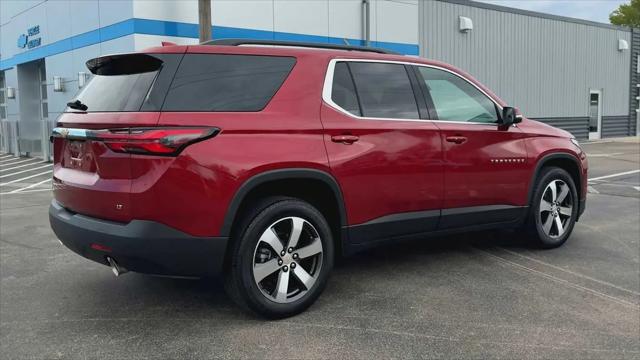 2023 Chevrolet Traverse AWD LT Leather