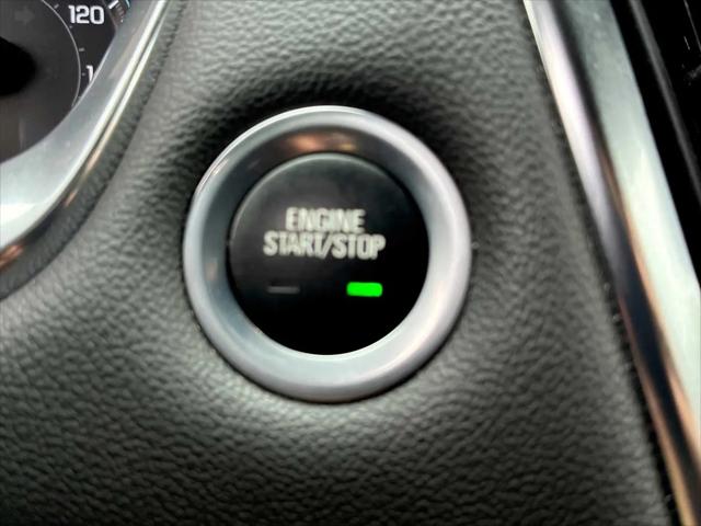2023 Chevrolet Traverse AWD LT Leather
