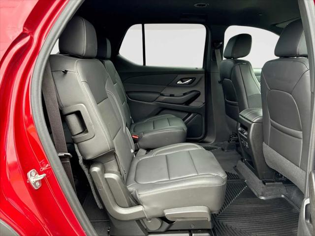 2023 Chevrolet Traverse AWD LT Leather