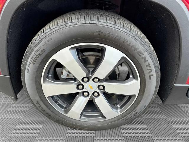 2023 Chevrolet Traverse AWD LT Leather