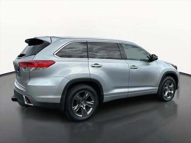 2017 Toyota Highlander Limited