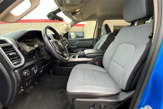 2020 Ram 1500 Big Horn Crew Cab 4x4 5'7" Box
