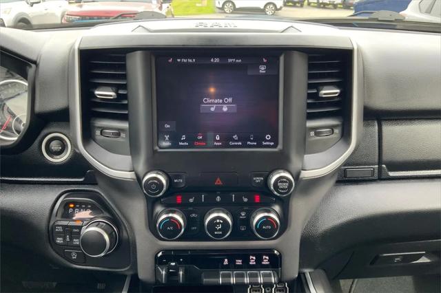 2020 Ram 1500 Big Horn Crew Cab 4x4 5'7" Box