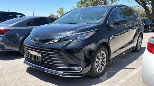 2024 Toyota Sienna XLE