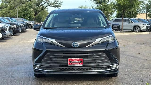 2024 Toyota Sienna XLE