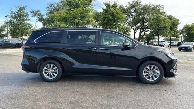 2024 Toyota Sienna XLE