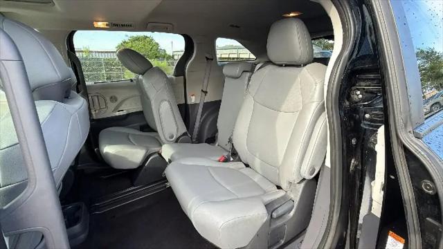 2024 Toyota Sienna XLE