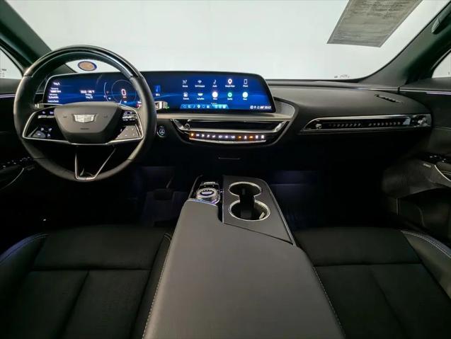 2025 Cadillac iQ Luxury 3 RWD