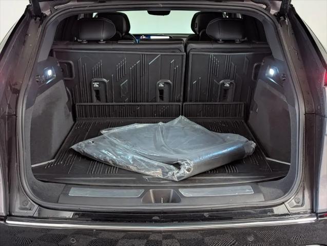 2025 Cadillac iQ Luxury 3 RWD