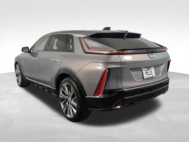 2025 Cadillac iQ Luxury 3 RWD