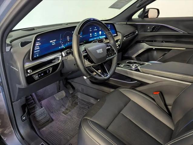2025 Cadillac iQ Luxury 3 RWD