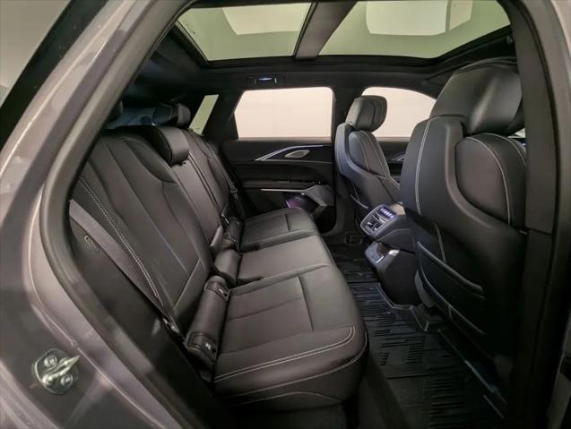2025 Cadillac iQ Luxury 3 RWD