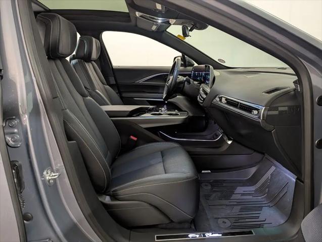 2025 Cadillac iQ Luxury 3 RWD