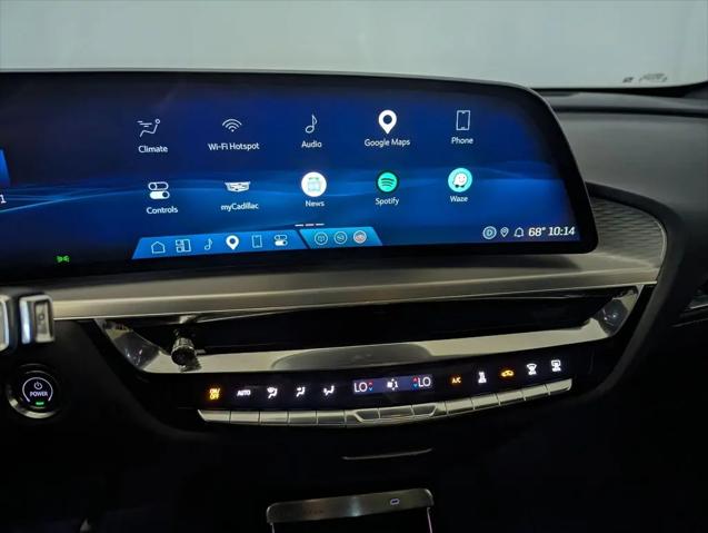 2025 Cadillac iQ Luxury 3 RWD