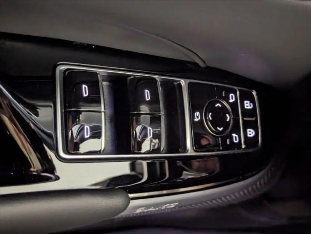 2025 Cadillac iQ Luxury 3 RWD