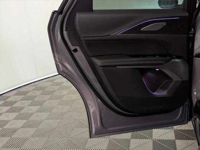 2025 Cadillac iQ Luxury 3 RWD