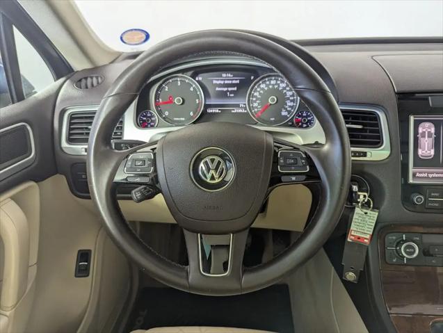 2012 Volkswagen Touareg TDI Lux