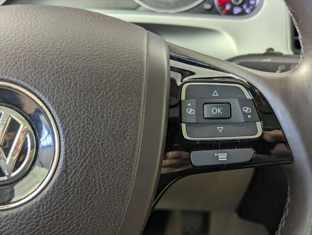 2012 Volkswagen Touareg TDI Lux