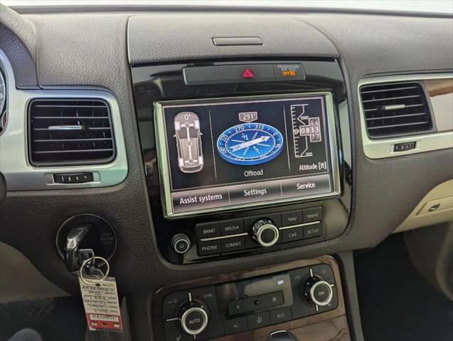 2012 Volkswagen Touareg TDI Lux