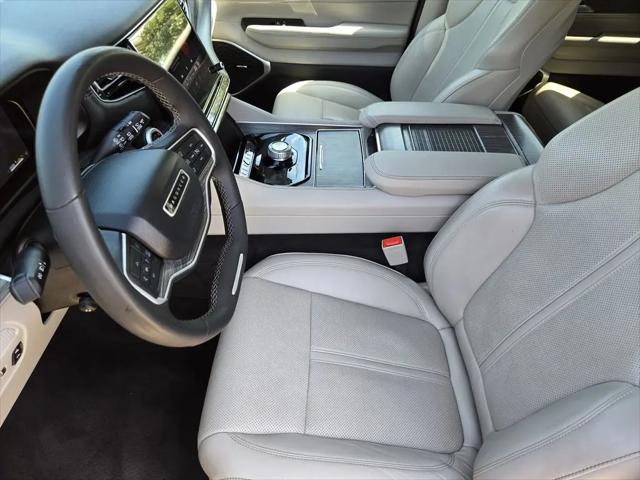 2024 Jeep Wagoneer Series II 4x2