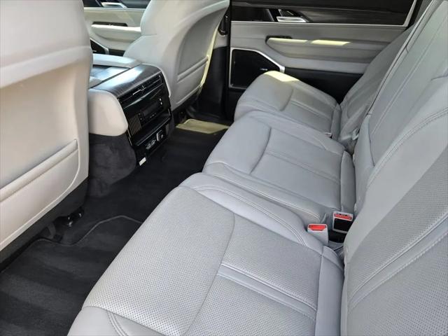 2024 Jeep Wagoneer Series II 4x2
