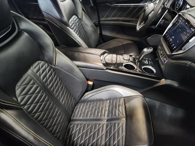 2022 Maserati Ghibli Modena