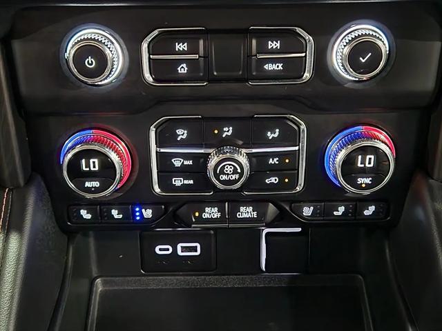 2024 GMC Yukon XL 4WD AT4