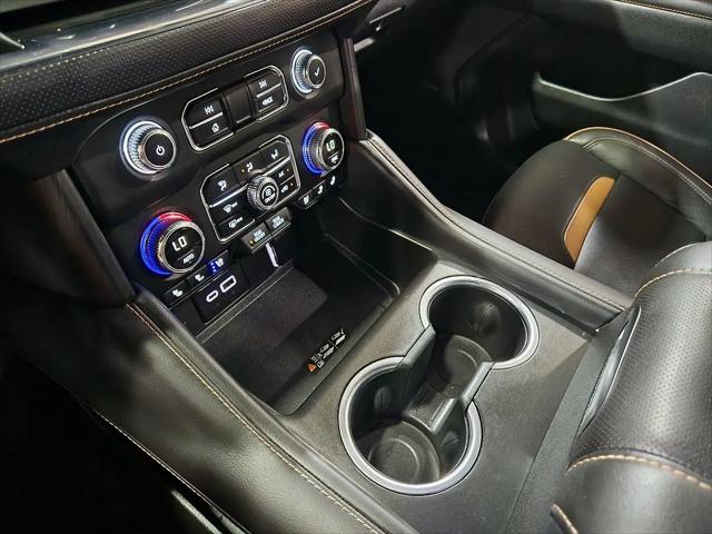2024 GMC Yukon XL 4WD AT4