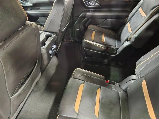 2024 GMC Yukon XL 4WD AT4