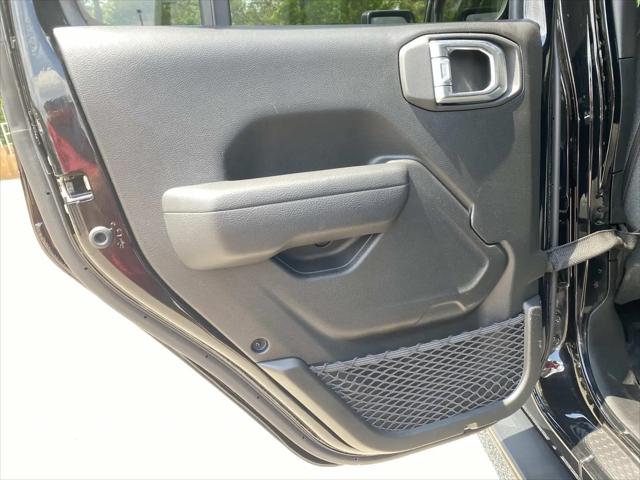 2025 Jeep Wrangler 4-Door Willys 4x4