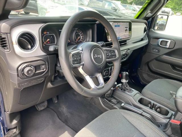 2025 Jeep Wrangler 4-Door Sahara 4x4