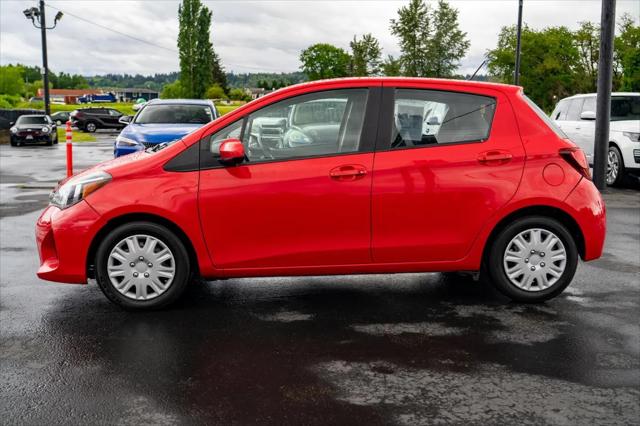 2015 Toyota Yaris L