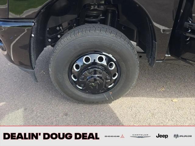 2026 Ram 3500 Laramie Crew Cab 4x4 8' Box