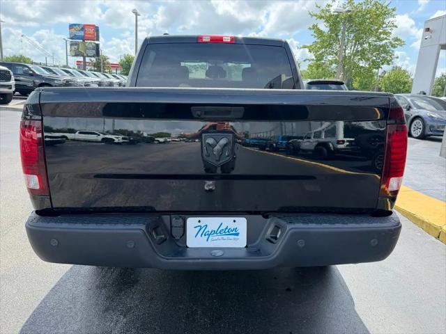 2024 Ram 1500 Classic Warlock Crew Cab 4x2 5'7" Box