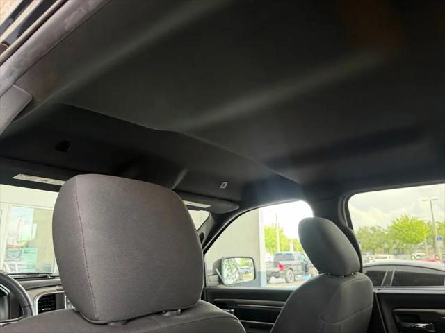 2024 Ram 1500 Classic Warlock Crew Cab 4x2 5'7" Box