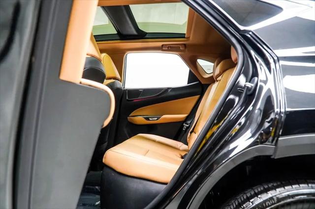 2025 Lexus NX 350h Luxury
